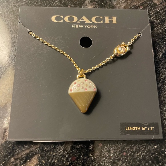 💖Coach Ice Cream Theme Necklace - Picture 1 of 3